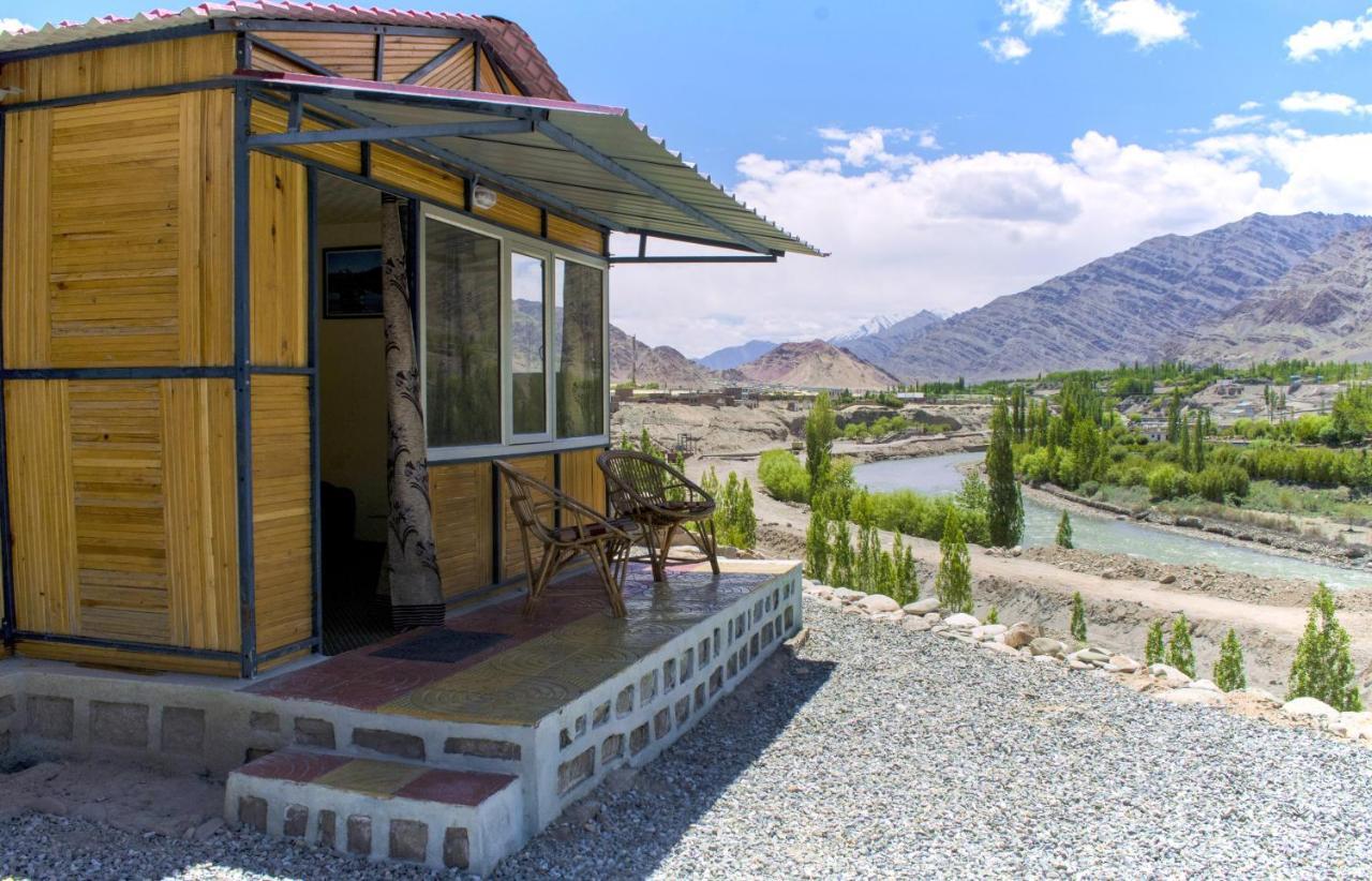 Hotel Neryok'S Indus View Chimre Zewnętrze zdjęcie