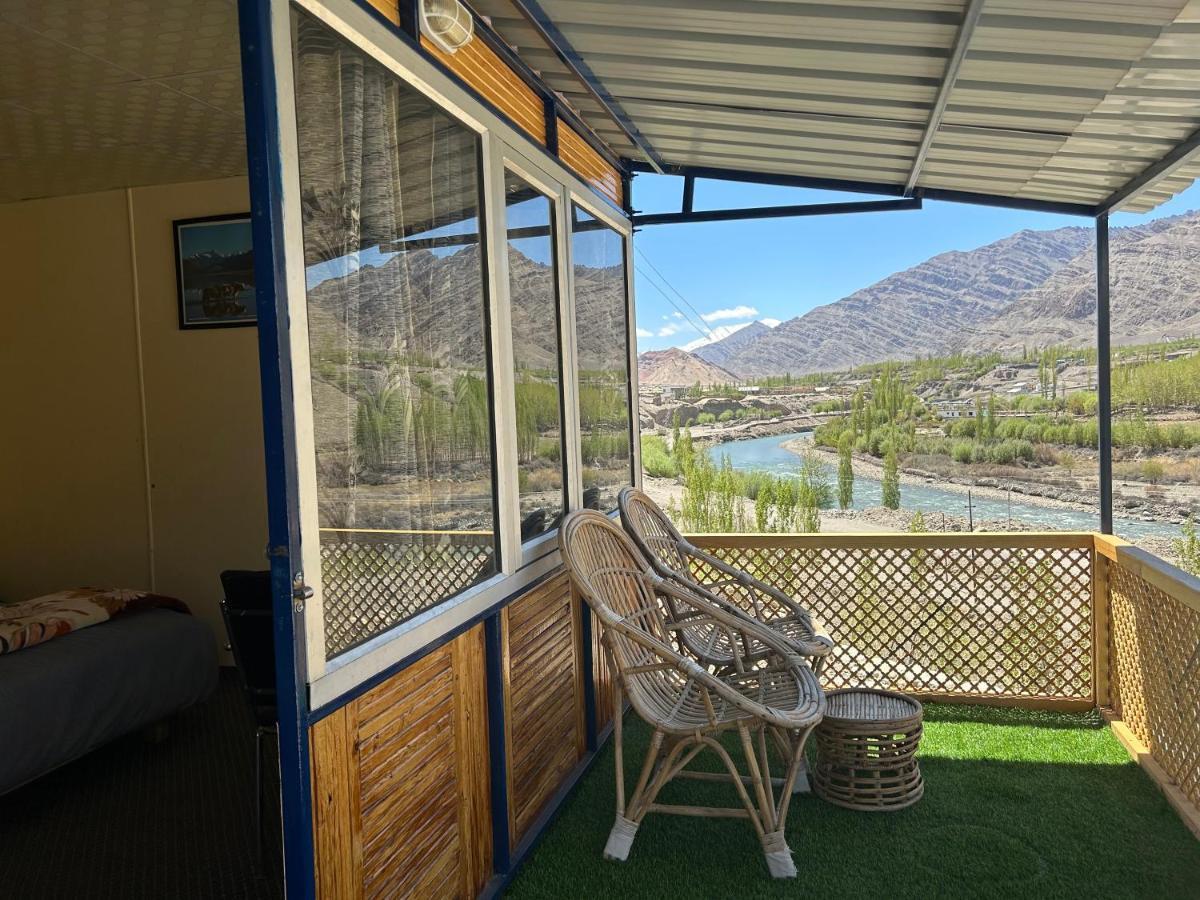 Hotel Neryok'S Indus View Chimre Zewnętrze zdjęcie